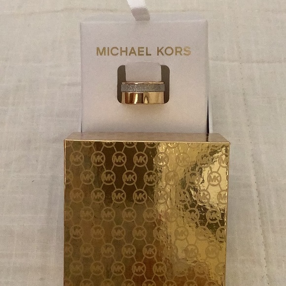 MK Brass Ring 💖 - Picture 3 of 6